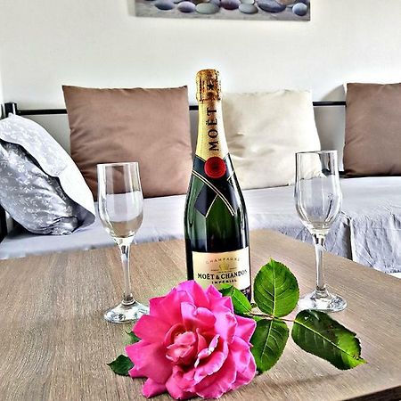 Villa Giannis Apartments Vrasná エクステリア 写真