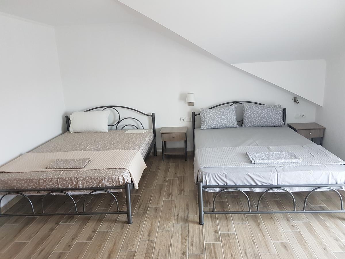Villa Giannis Apartments Vrasná エクステリア 写真