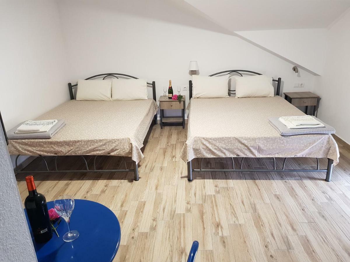 Villa Giannis Apartments Vrasná エクステリア 写真